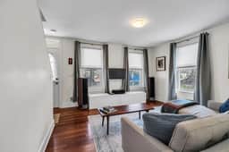 Red Bank Cottage · 1 Block to Train · Downtown - Image 3
