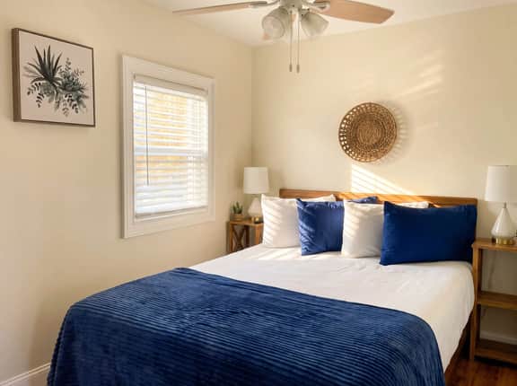 Unit 1 - Ocean View - Third House from Beach & Boardwalk! - 2BR - Parking - Image 4